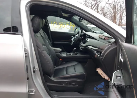 2022 Cadillac Xt4 Fwd Sport z USA, uszkodzony, nr VIN 1GYFZER45NF151434